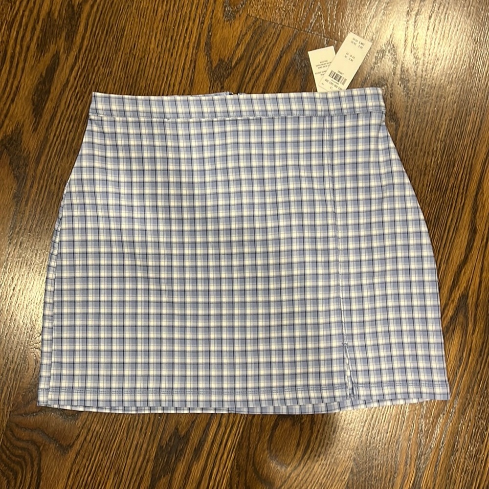 Hollister skirt